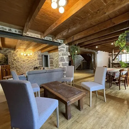 Holiday home Sagarra